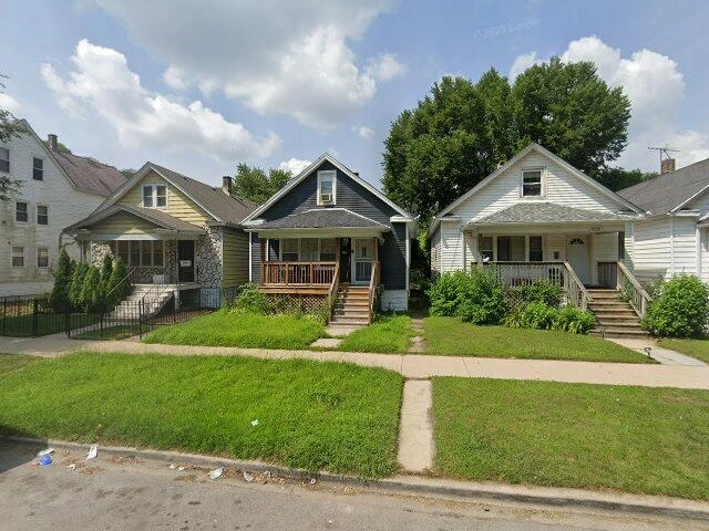 House image located at Chicago, IL 60617