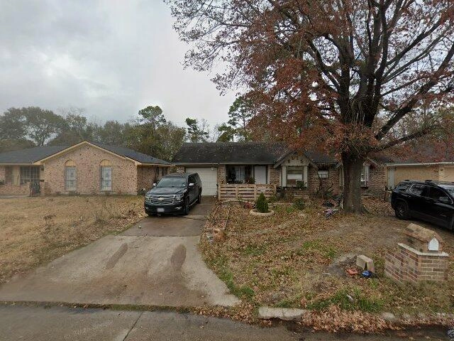 House image located at Houston, TX 77016