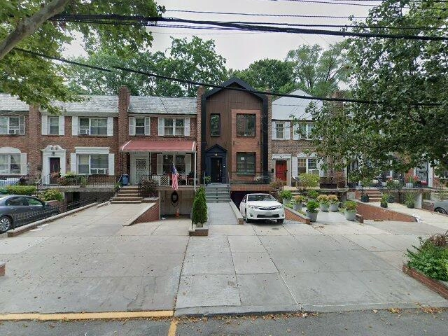 House image located at Bronx, NY 10463