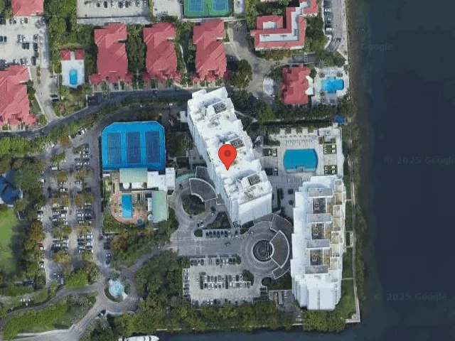 House image located at North Miami Beach, FL 33160