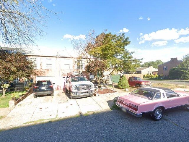 House image located at Philadelphia, PA 19154