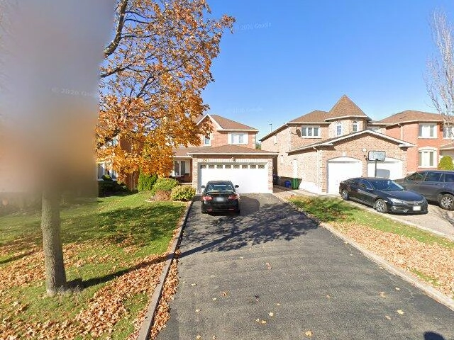 House image located at Indianapolis, IN 46219