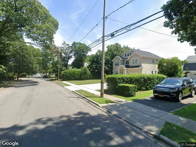 House image located at Freeport, NY 11520