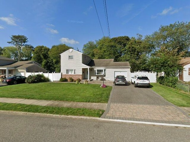 House image located at Deer Park, NY 11729