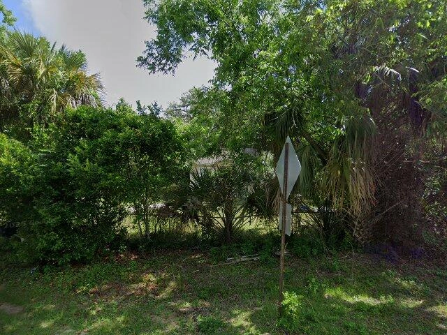 House image located at Pensacola, FL 32507
