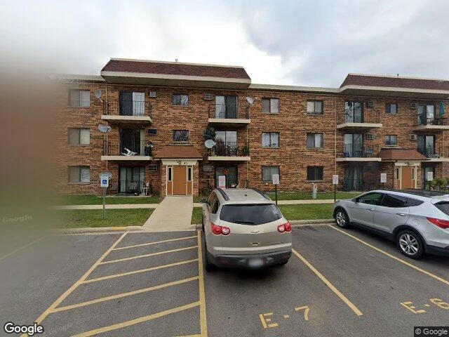 House image located at Addison, IL 60101