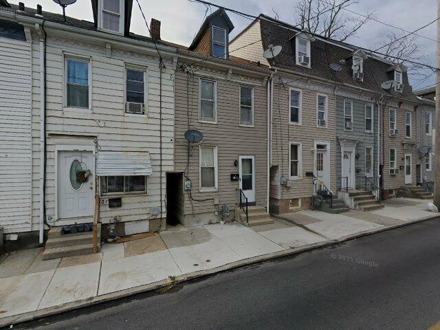 House image located at New Britain, CT 06051