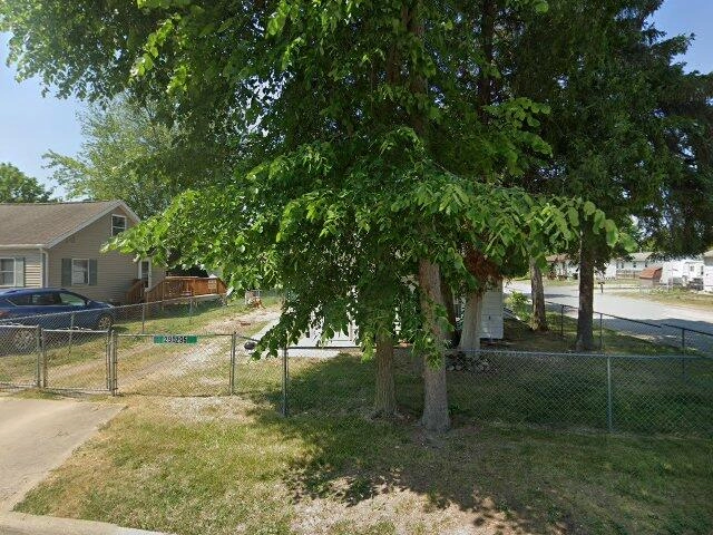 House image located at Lapeer, MI 48446