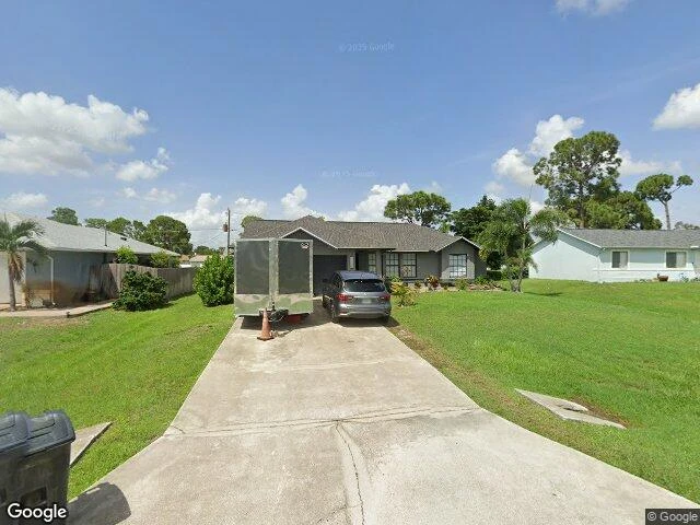 House image located at Fort Myers, FL 33967