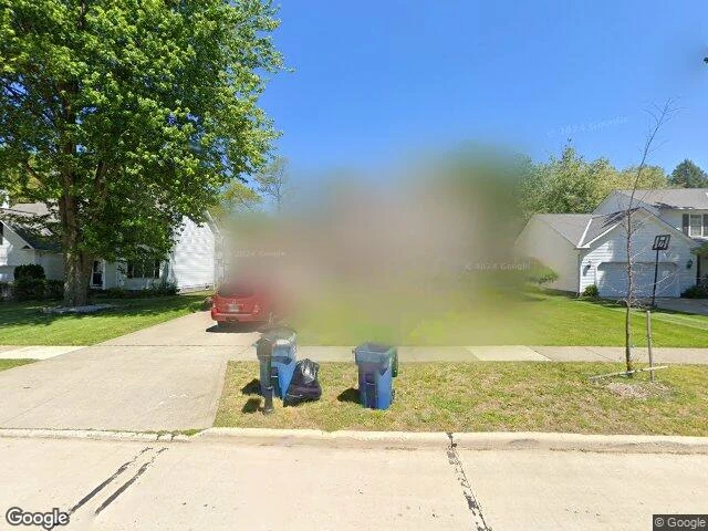 House image located at Willoughby, OH 44094