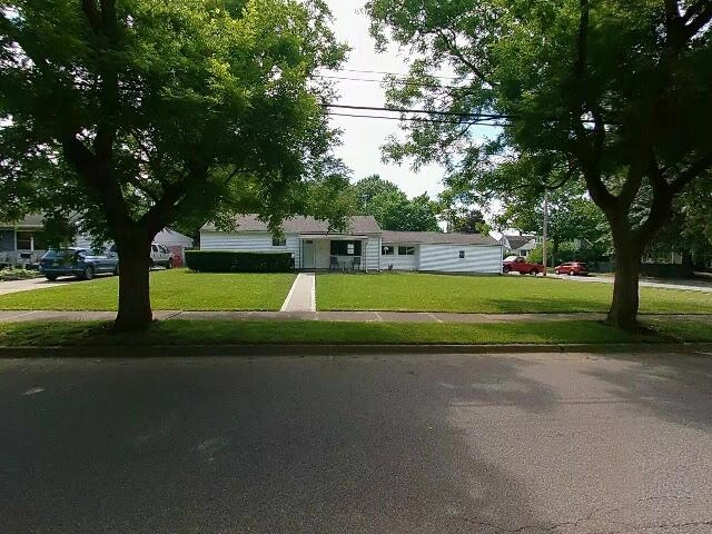 House image located at Akron, OH 44314