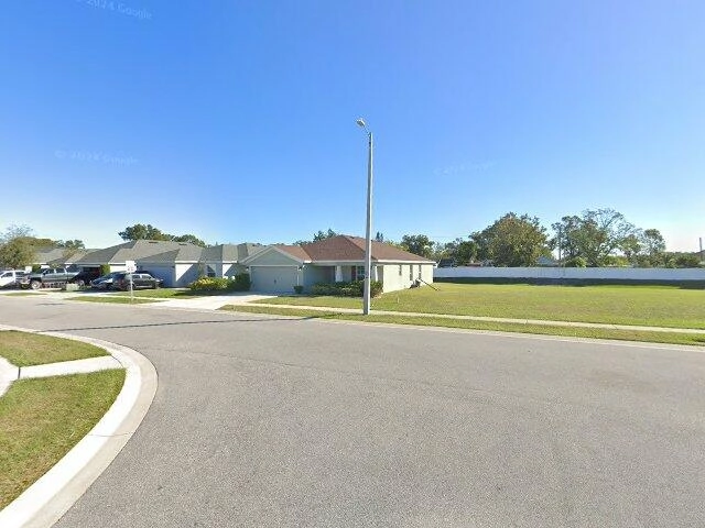 House image located at Eagle Lake, FL 33839