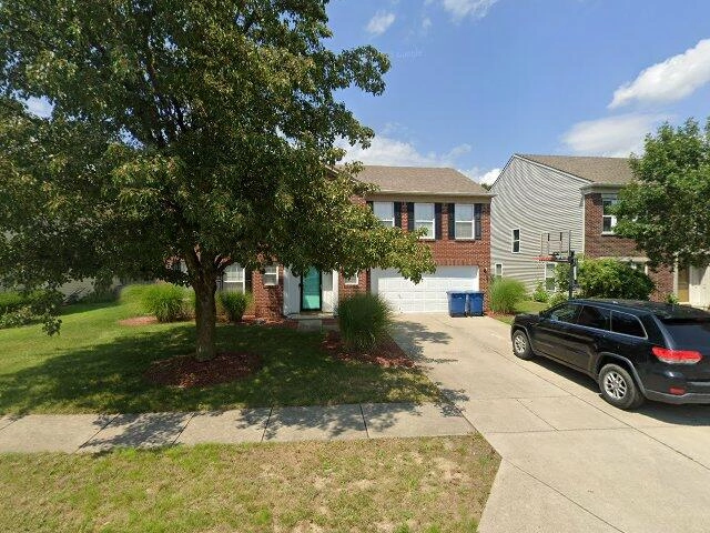 House image located at Fishers, IN 46038