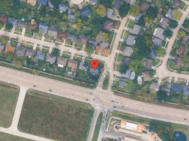 House image located at League City, TX 77573
