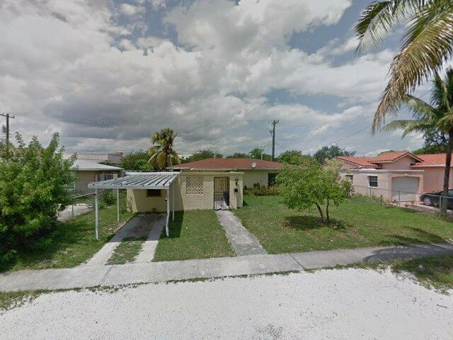 House image located at Miami, FL 33162