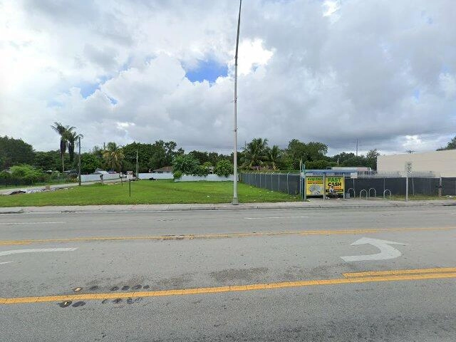 House image located at Miami, FL 33150