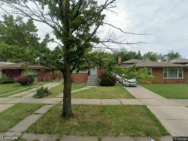 House image located at Dolton, IL 60419