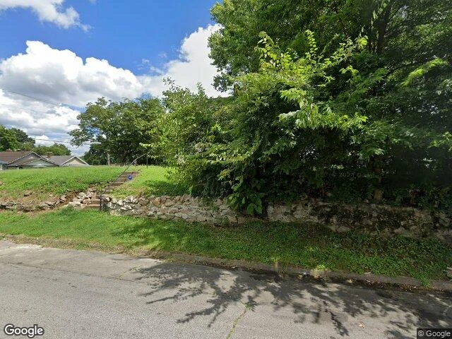 House image located at Louisville, KY 40208