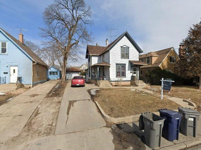 House image located at Elgin, IL 60120