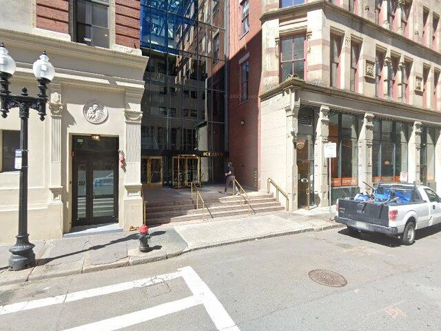 House image located at Philadelphia, PA 19106