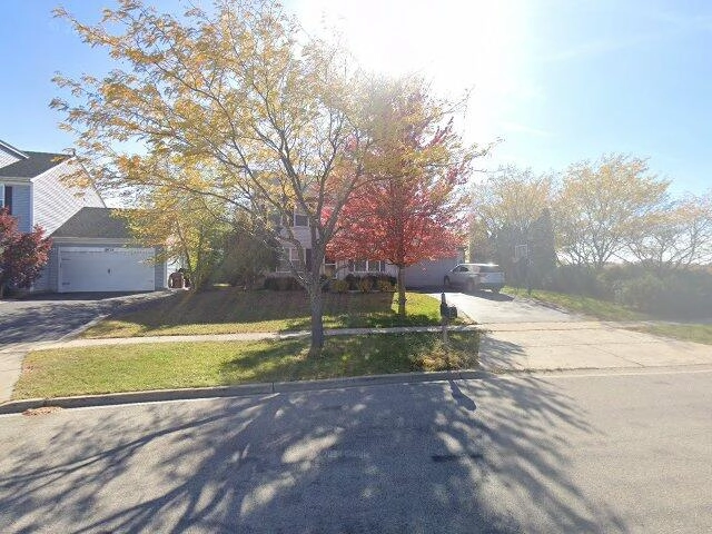 House image located at Huntley, IL 60142