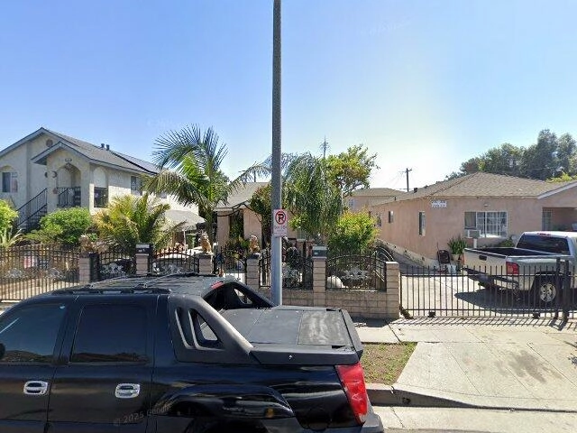 House image located at Chicago, IL 60628