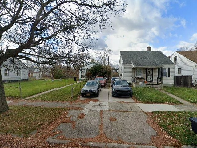 House image located at Detroit, MI 48228