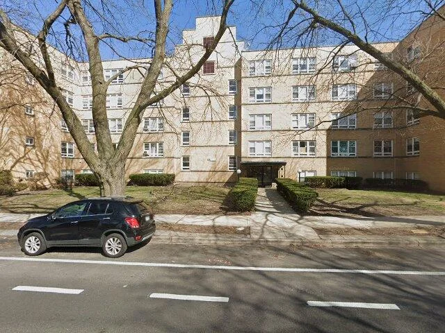 House image located at Chicago, IL 60625