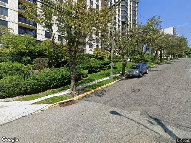 House image located at Fort Lee, NJ 07024