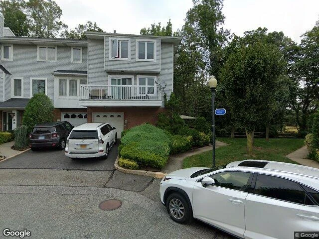 House image located at Staten Island, NY 10309