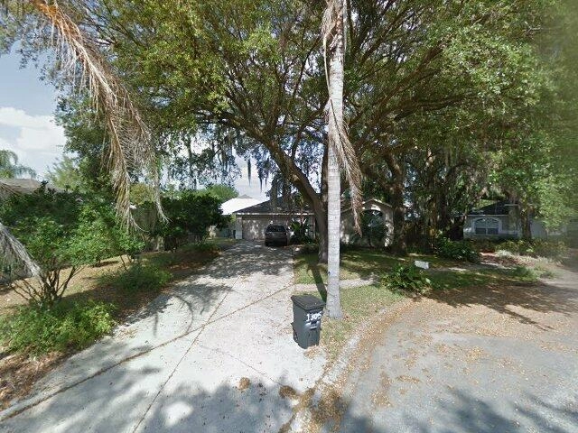 House image located at Valrico, FL 33594