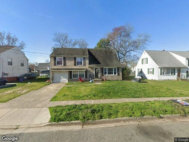 House image located at Penns Grove, NJ 08069