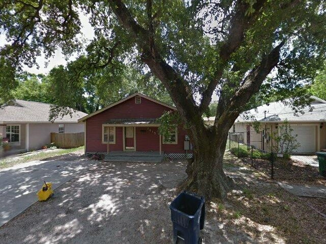 House image located at Tampa, FL 33605