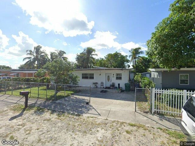 House image located at Miami, FL 33168