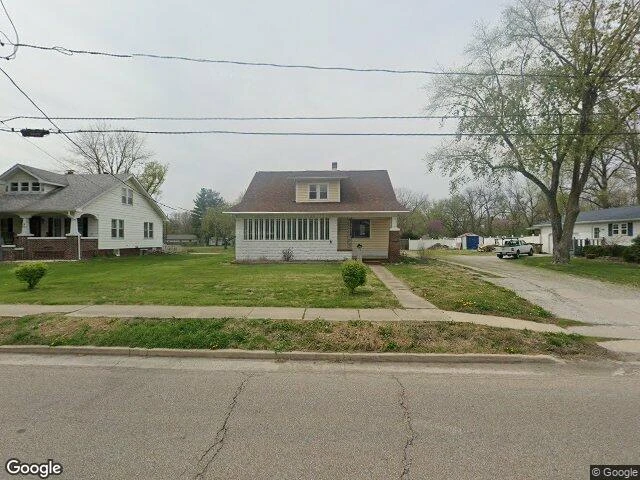 House image located at Staunton, IL 62088