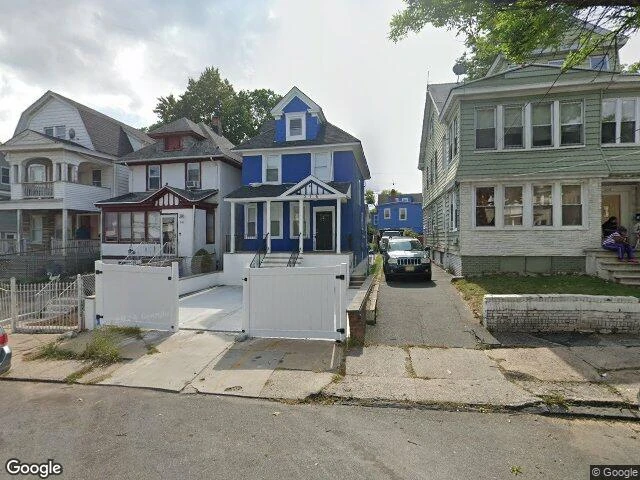House image located at Newark, NJ 07112