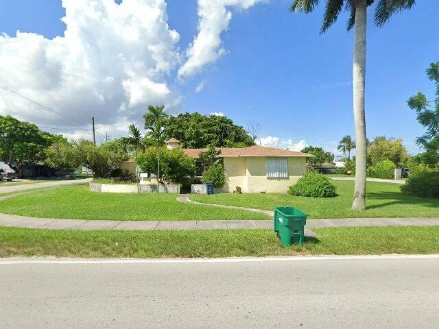House image located at Miami, FL 33157