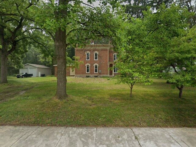 House image located at New Carlisle, IN 46552