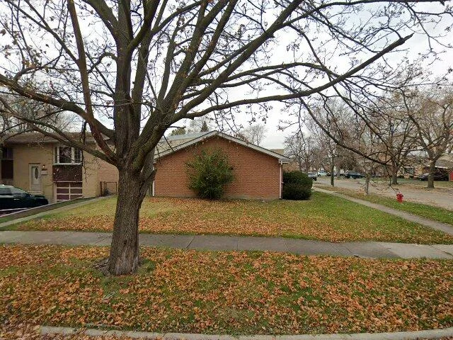 House image located at Alsip, IL 60803