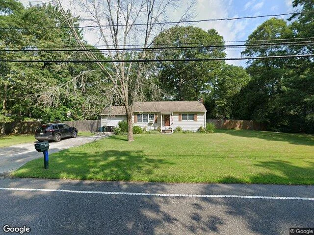 House image located at Moriches, NY 11955