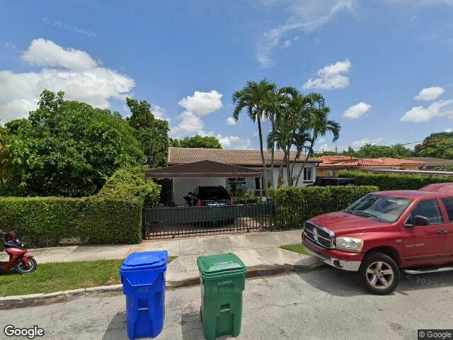 House image located at Miami, FL 33135