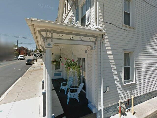 House image located at Womelsdorf, PA 19567