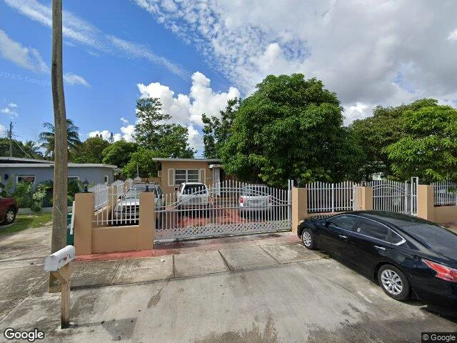 House image located at Miami, FL 33168