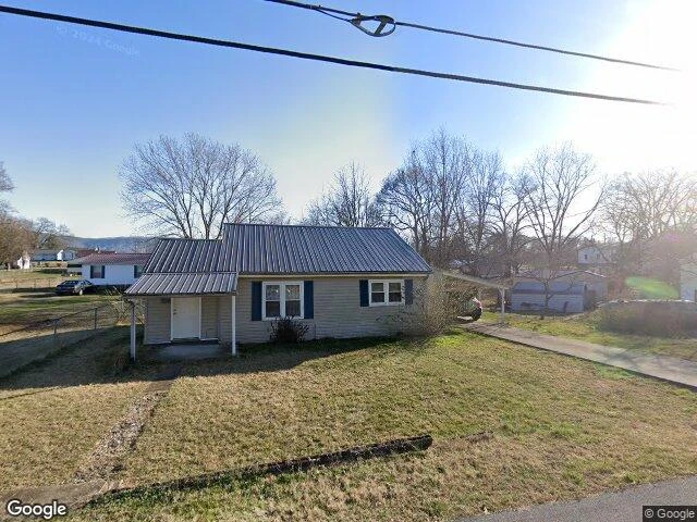 House image located at Mount Carmel, TN 37645
