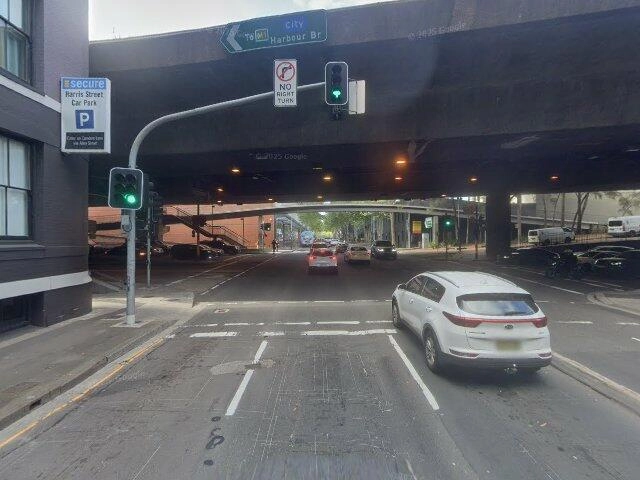 House image located at Ferndale, MI 48220