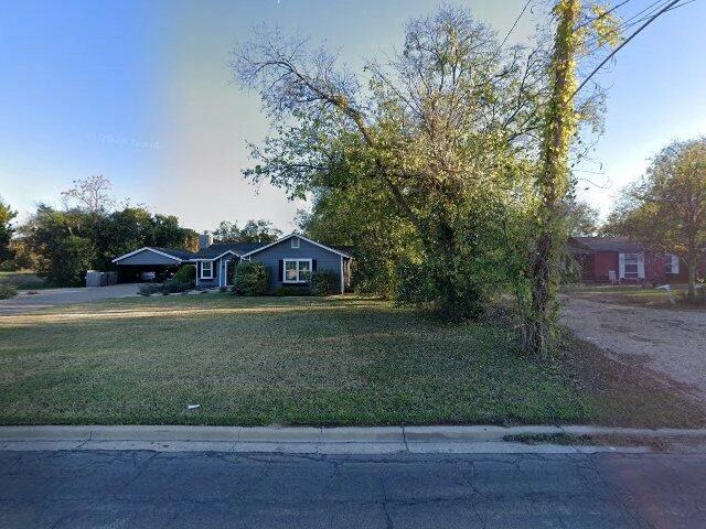 House image located at Alexander City, AL 35010