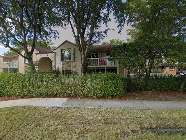 House image located at Miami, FL 33178