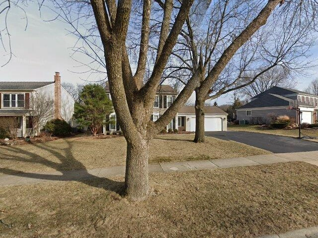 House image located at Roselle, IL 60172