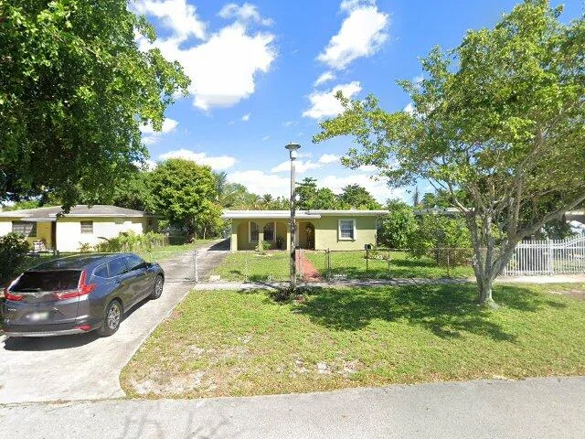 House image located at Miami, FL 33168