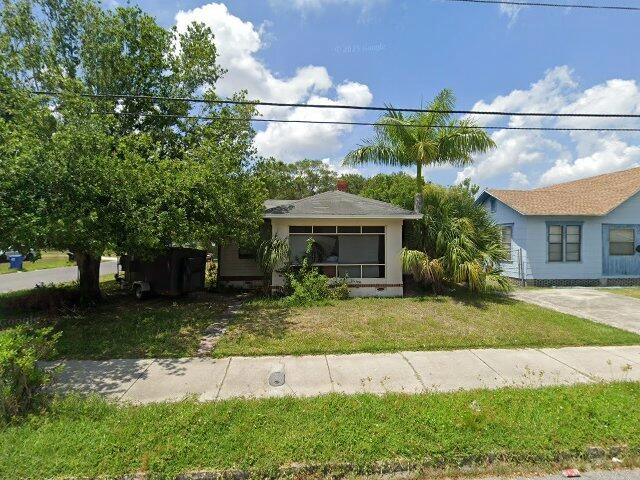 House image located at Saint Petersburg, FL 33705